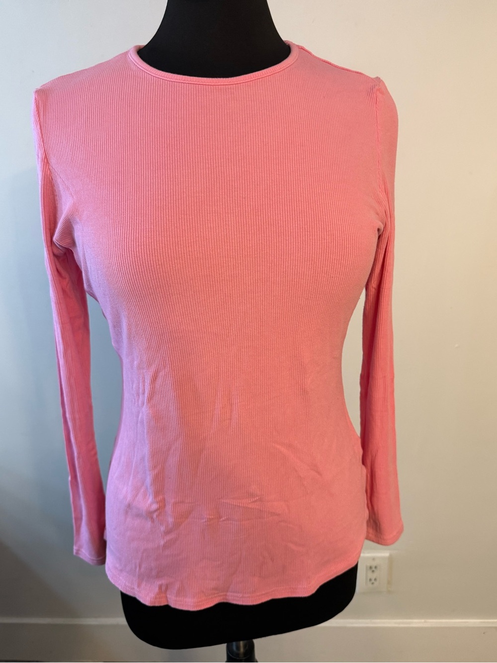 Women’s size large Long Sleeve Ribbed Crewneck Top - Pink